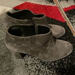 Gray suede Via Spiga ankle boot with 3” heel in size 8.